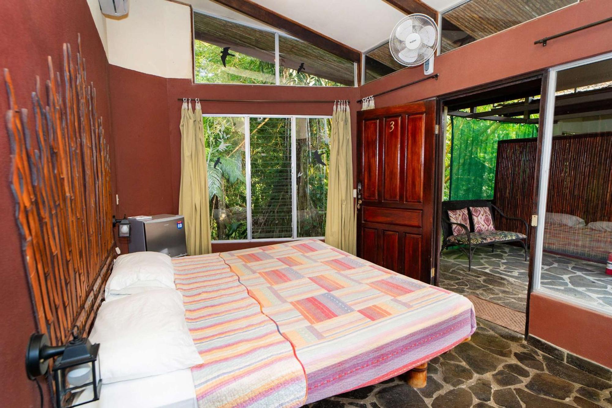 Bed and breakfast Heliconia Island 3*