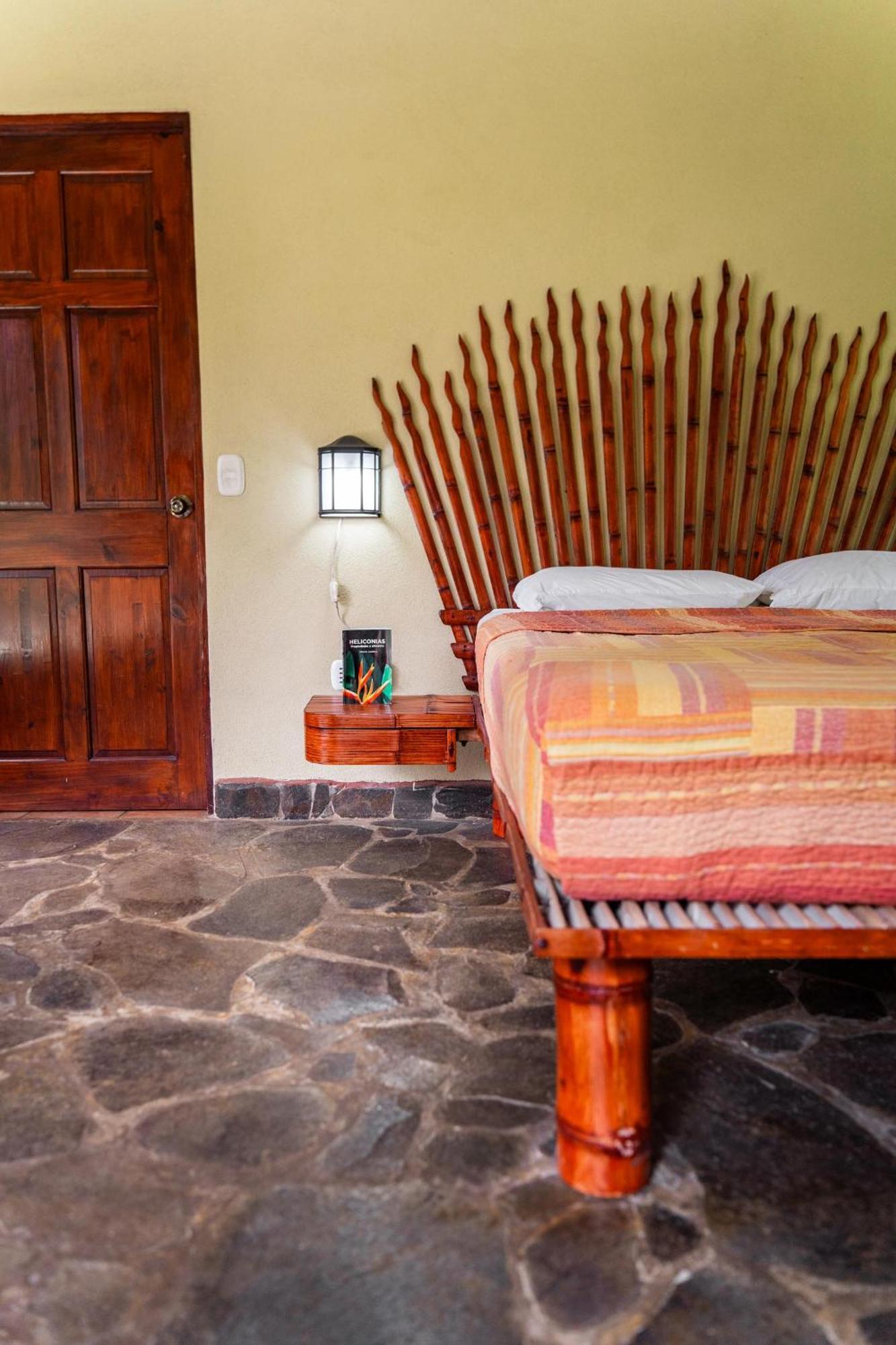 Heliconia Island 3*