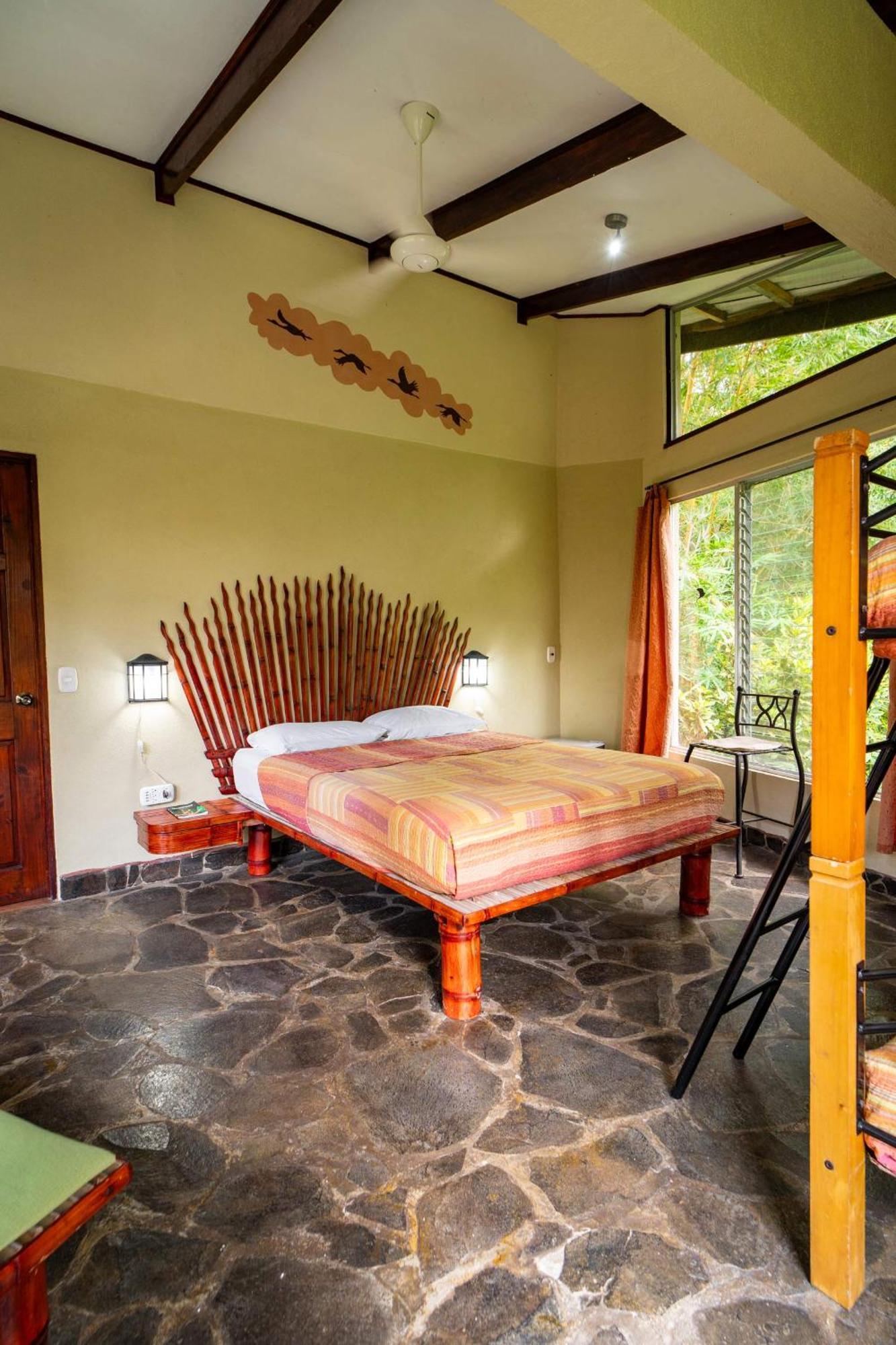 Heliconia Island Bed and breakfast 3*