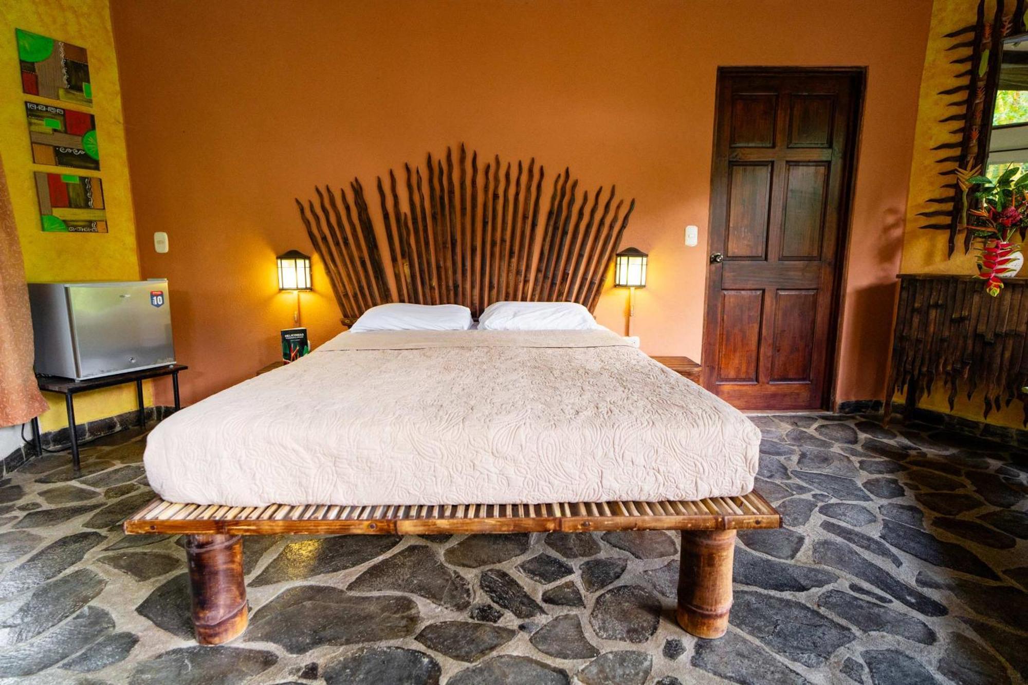 Heliconia Island Bed and breakfast Las Horquetas